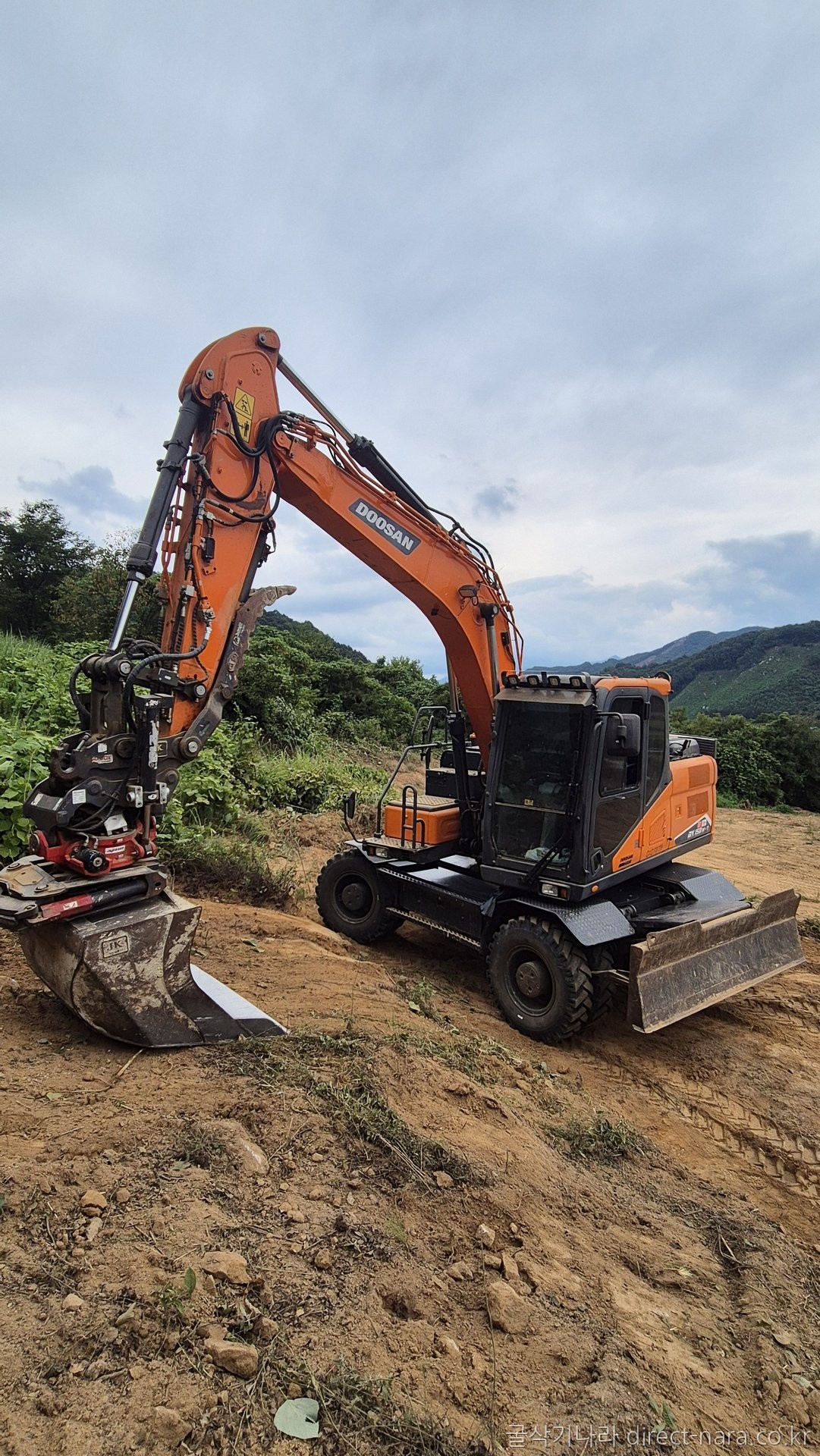 DX150W 틸트로테이터 3900시간!