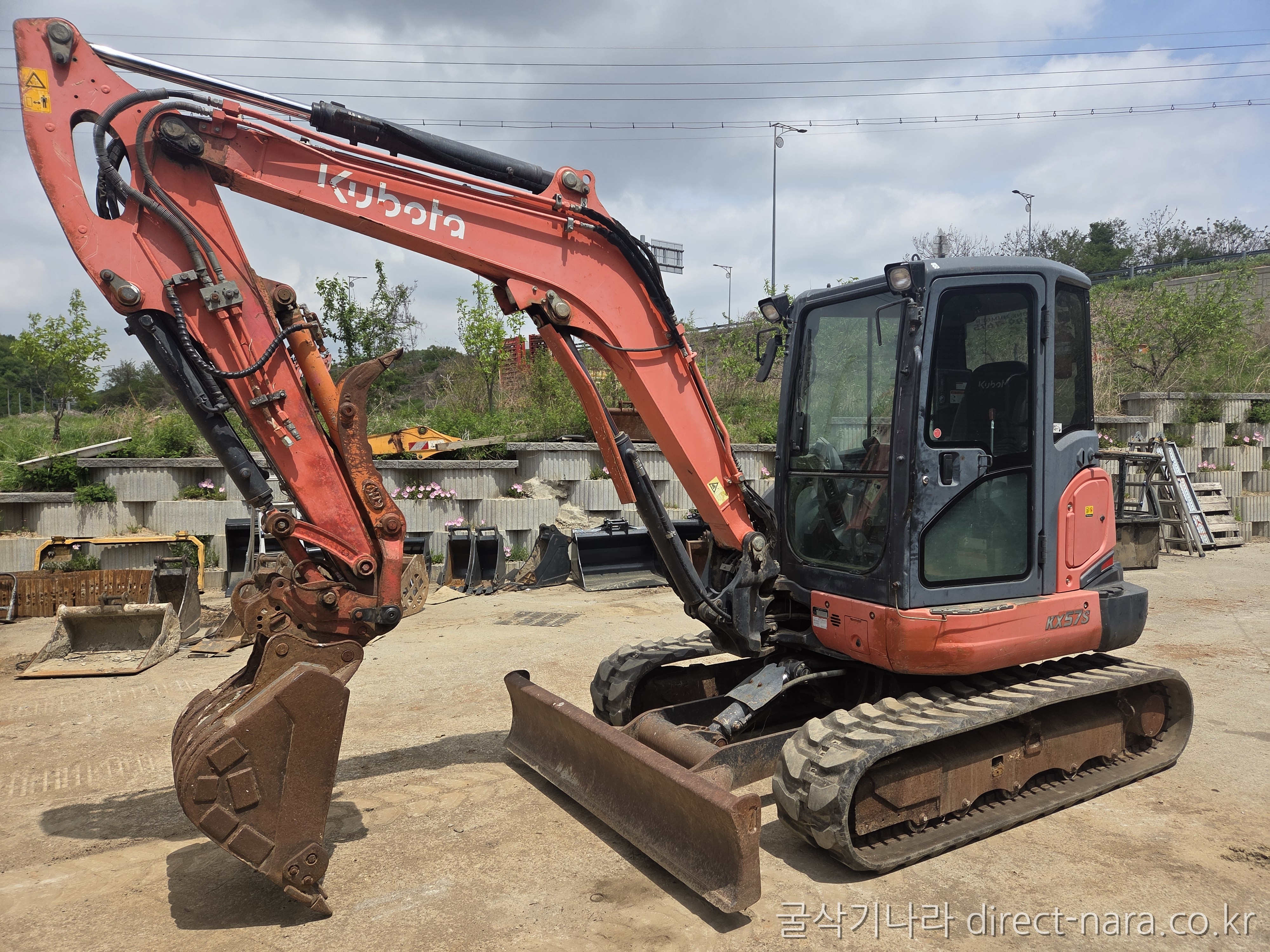 KX57고무트랙