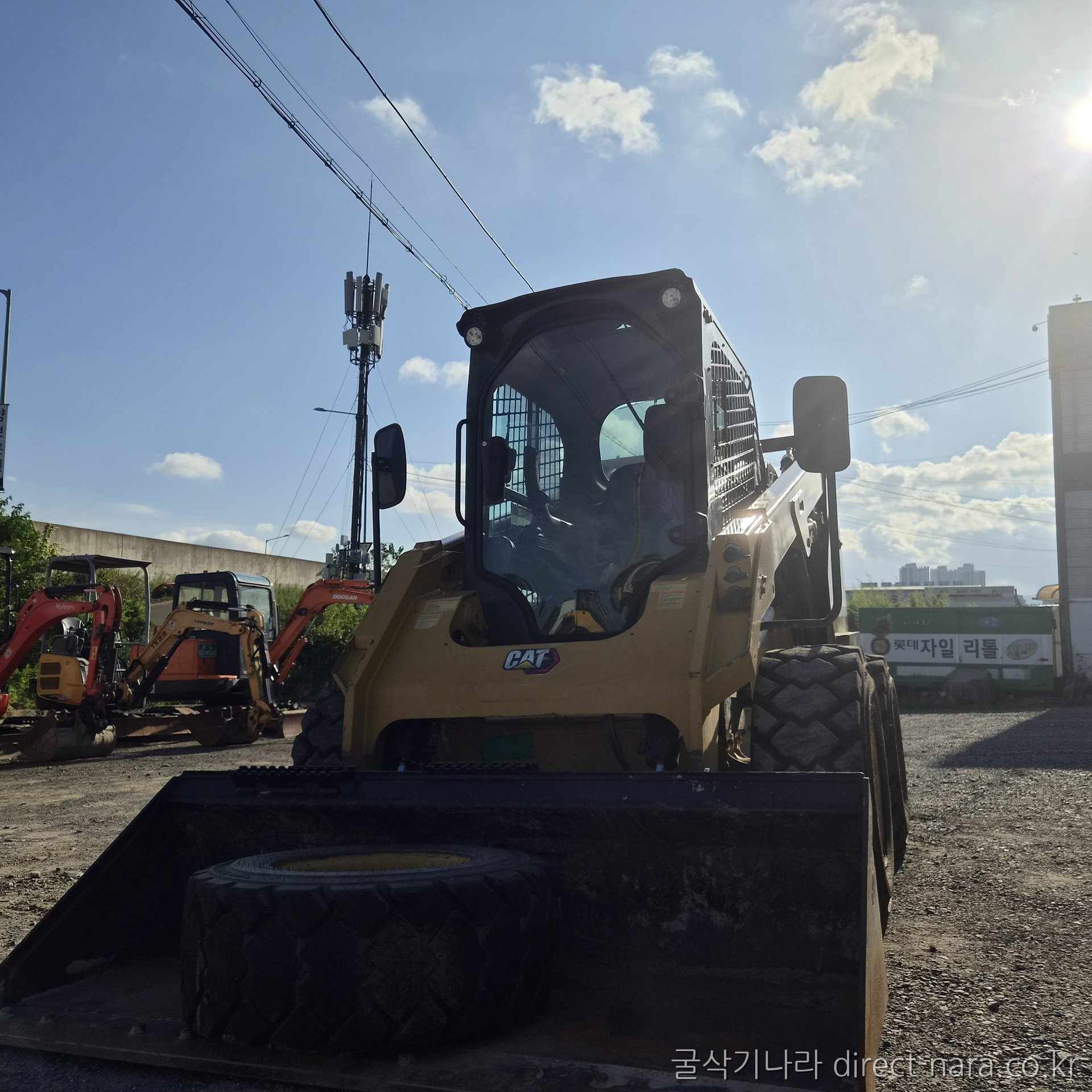 CAT262D3/74마력