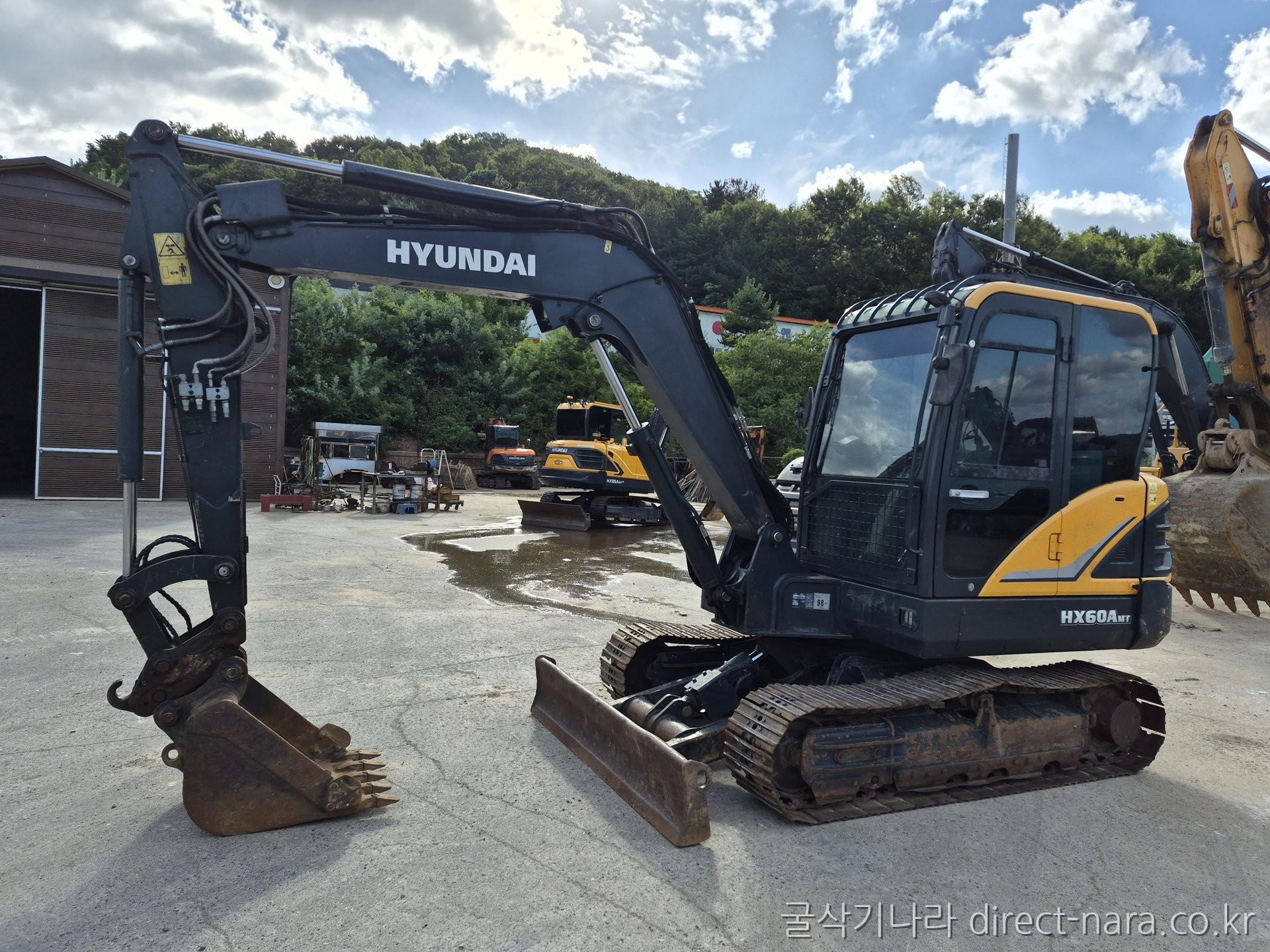 HX60AMT