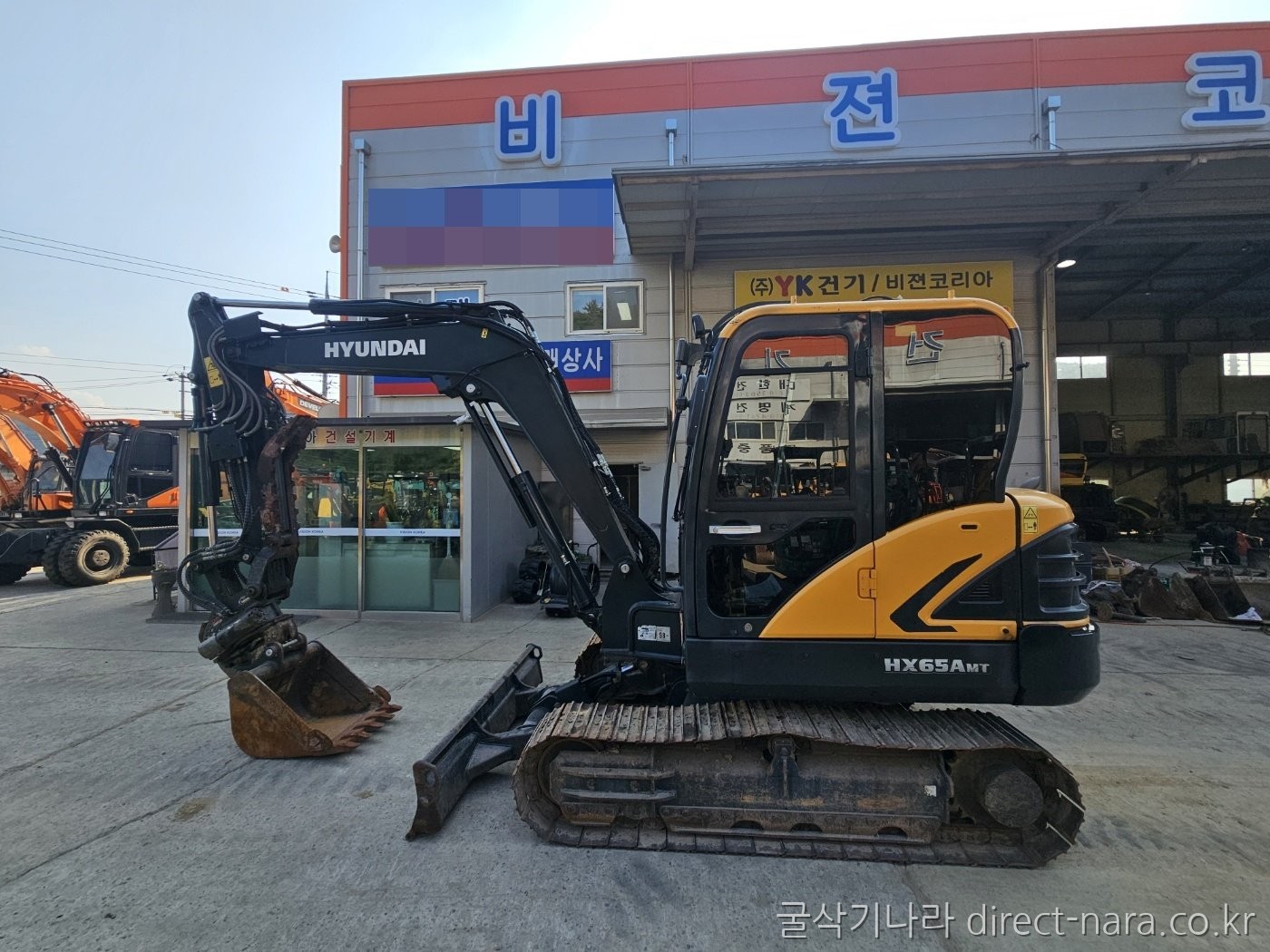 HX65AMT