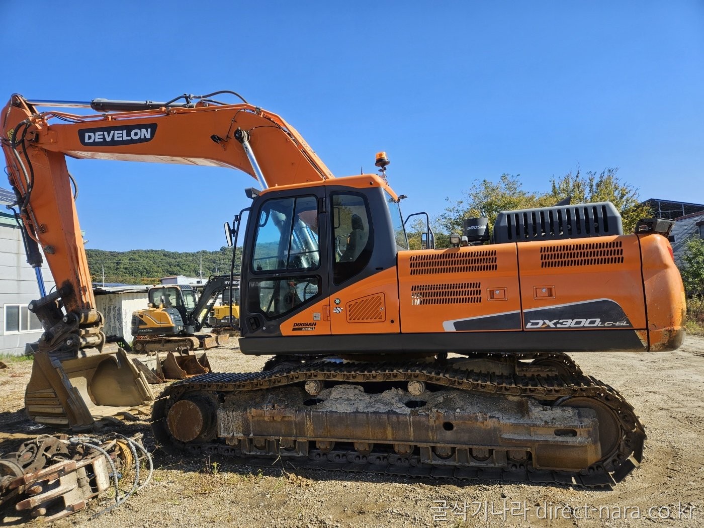 DX300