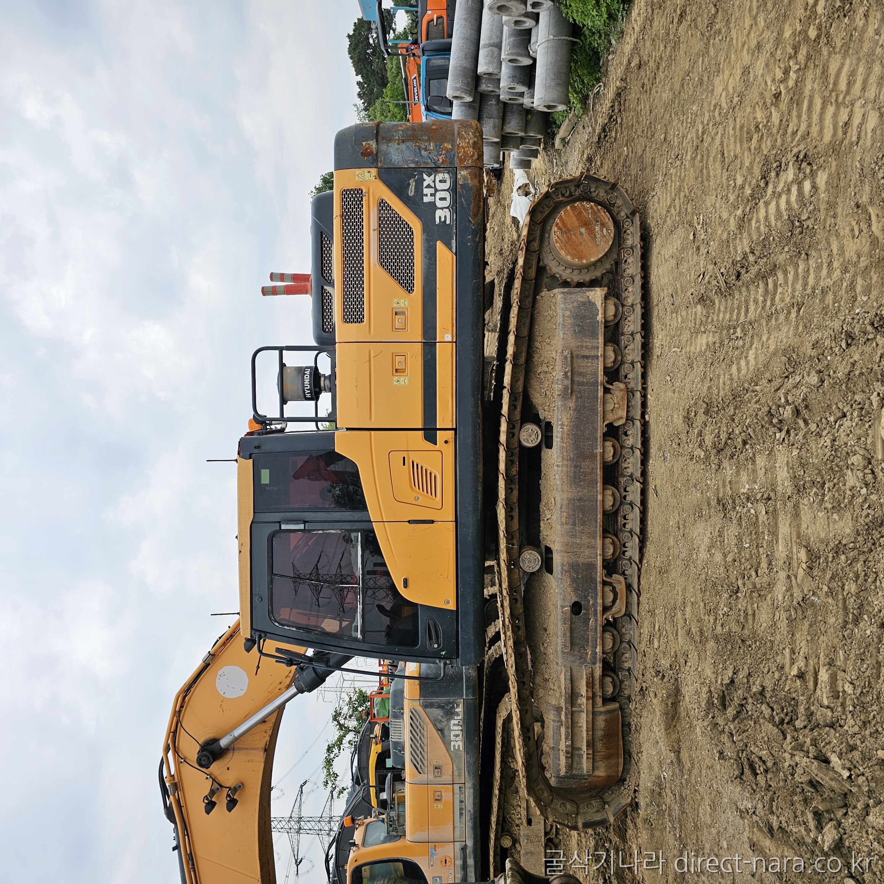 HX300
