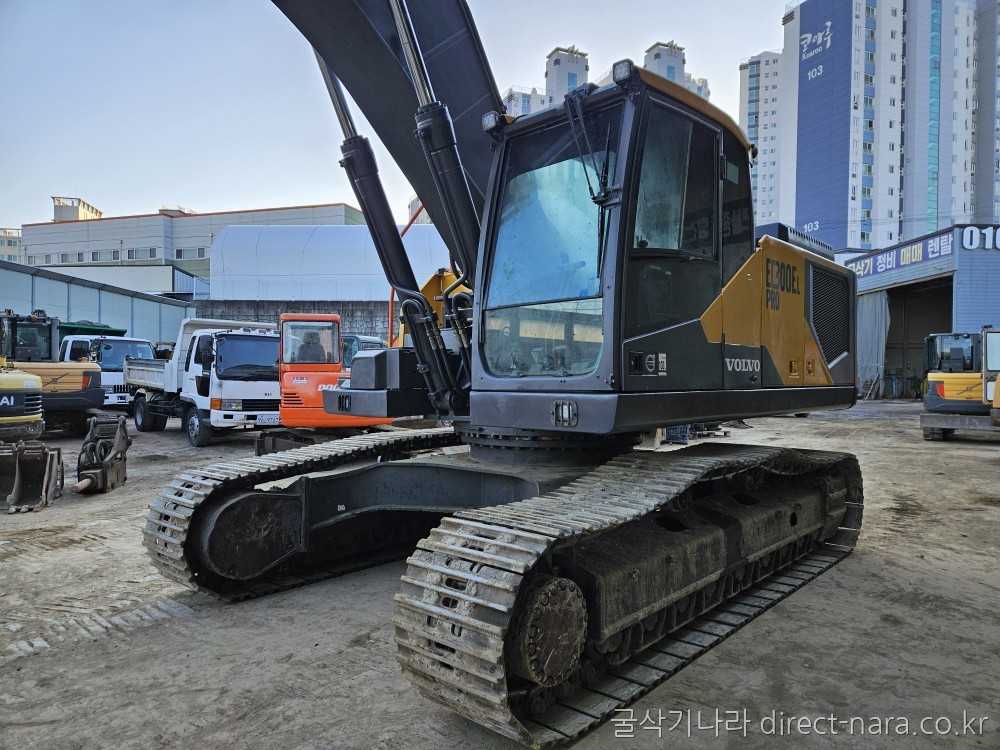 EC300EPro